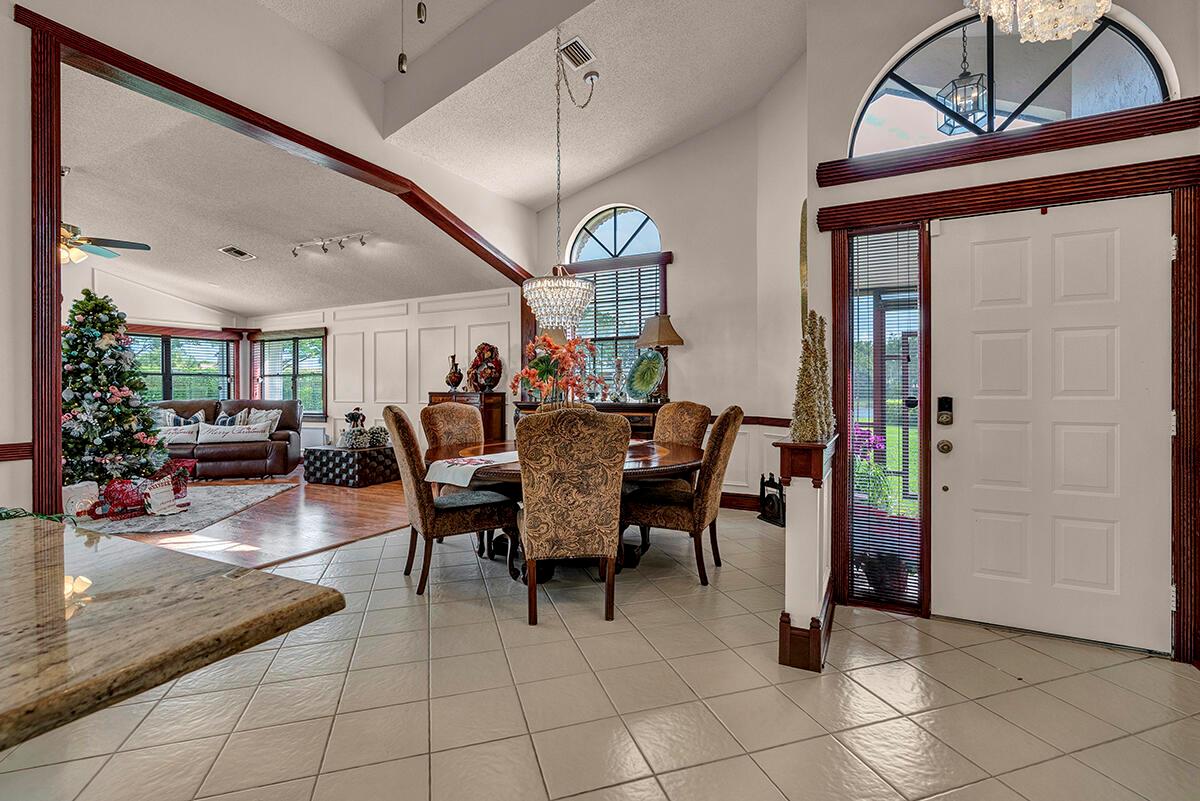 8142 Mimosa Pl Boynton Beach, FL 33472