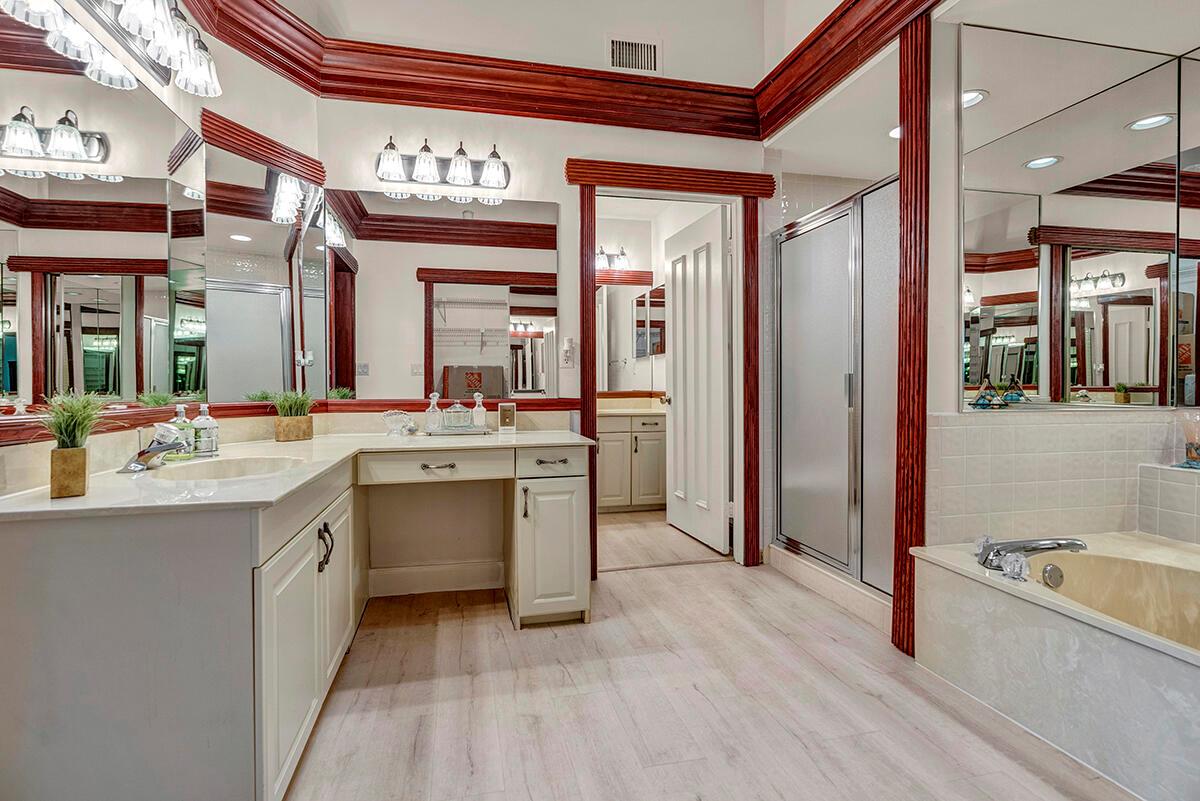 8142 Mimosa Pl Boynton Beach, FL 33472