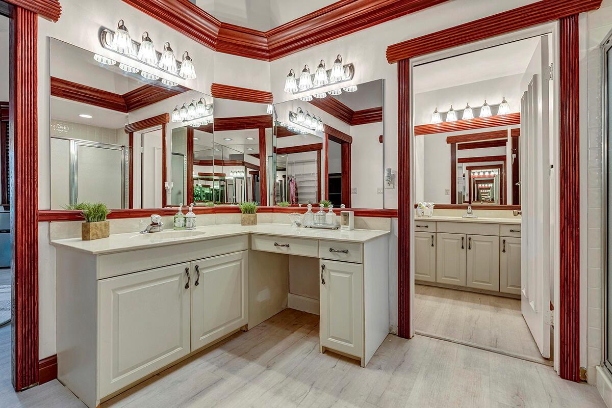 8142 Mimosa Pl Boynton Beach, FL 33472