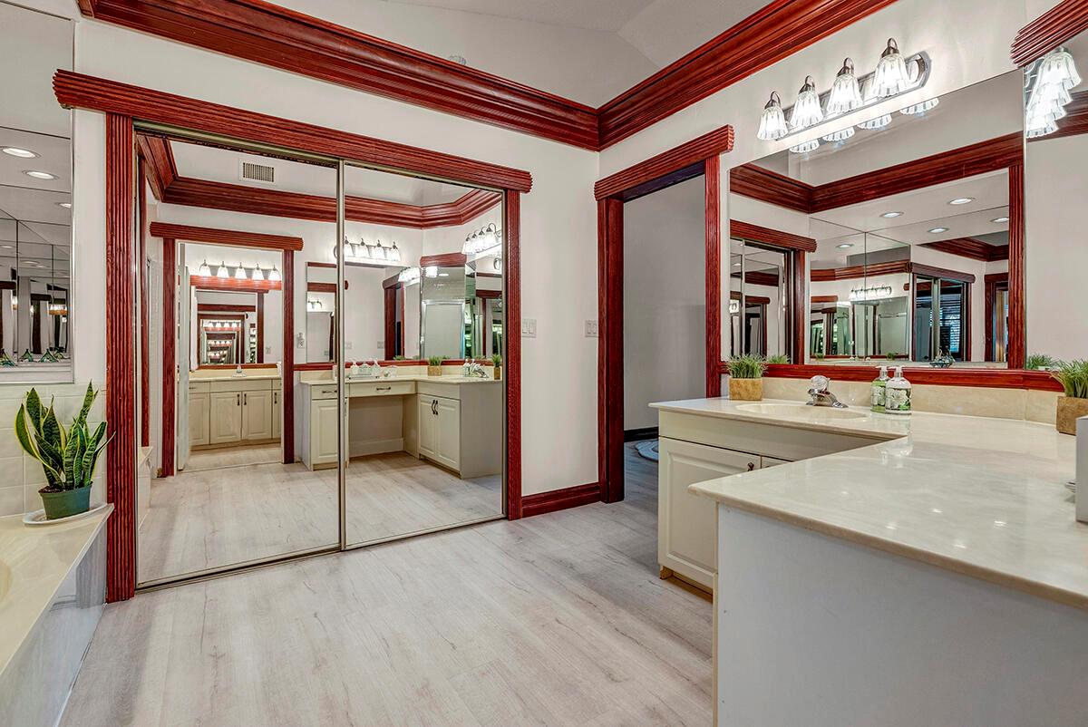 8142 Mimosa Pl Boynton Beach, FL 33472