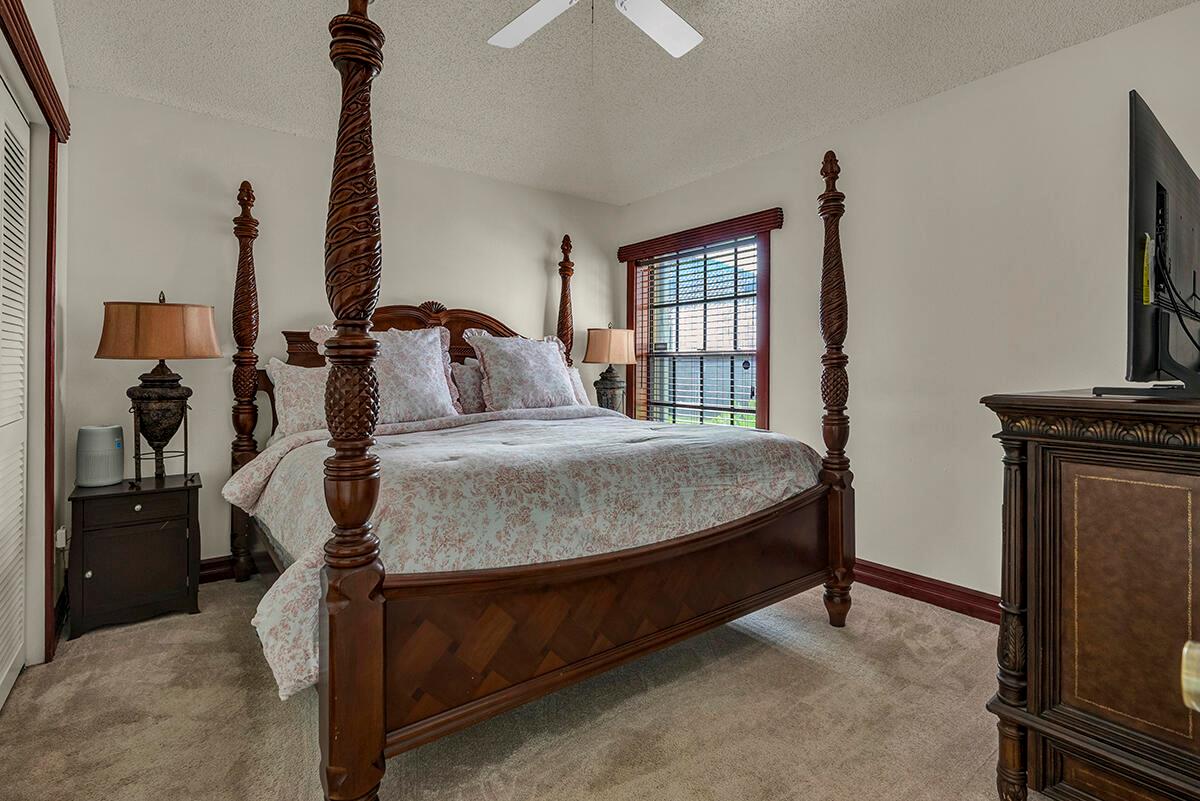 8142 Mimosa Pl Boynton Beach, FL 33472