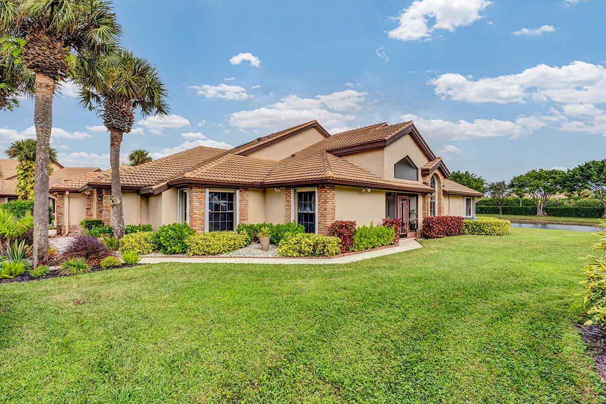 8142 Mimosa Pl Boynton Beach, FL 33472