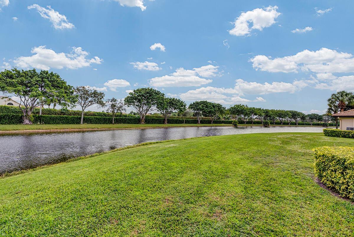 8142 Mimosa Pl Boynton Beach, FL 33472