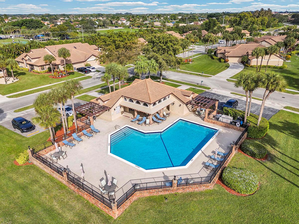 8142 Mimosa Pl Boynton Beach, FL 33472