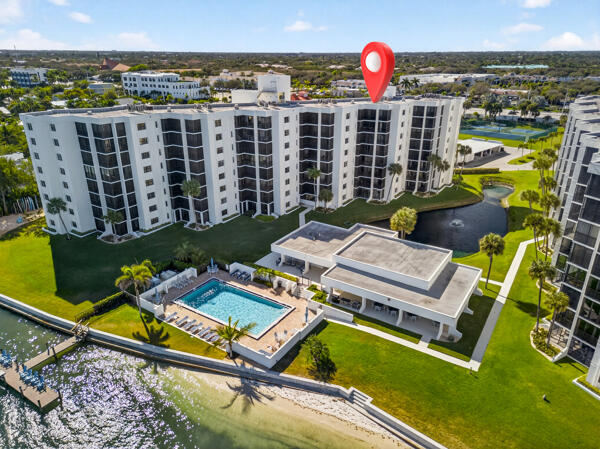 19800 Sandpointe Bay #708 Tequesta, FL 33469