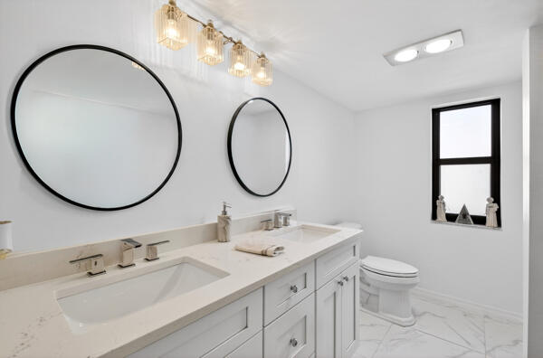 19800 Sandpointe Bay #708 Tequesta, FL 33469