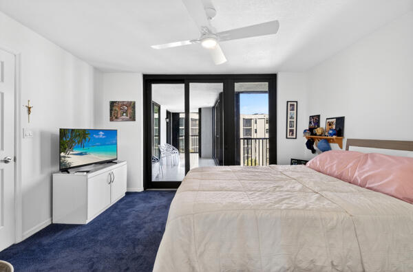 19800 Sandpointe Bay #708 Tequesta, FL 33469