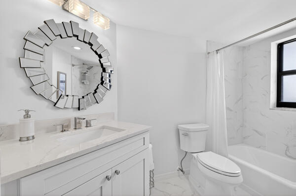 19800 Sandpointe Bay #708 Tequesta, FL 33469