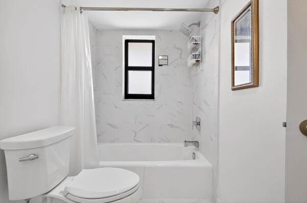 19800 Sandpointe Bay #708 Tequesta, FL 33469