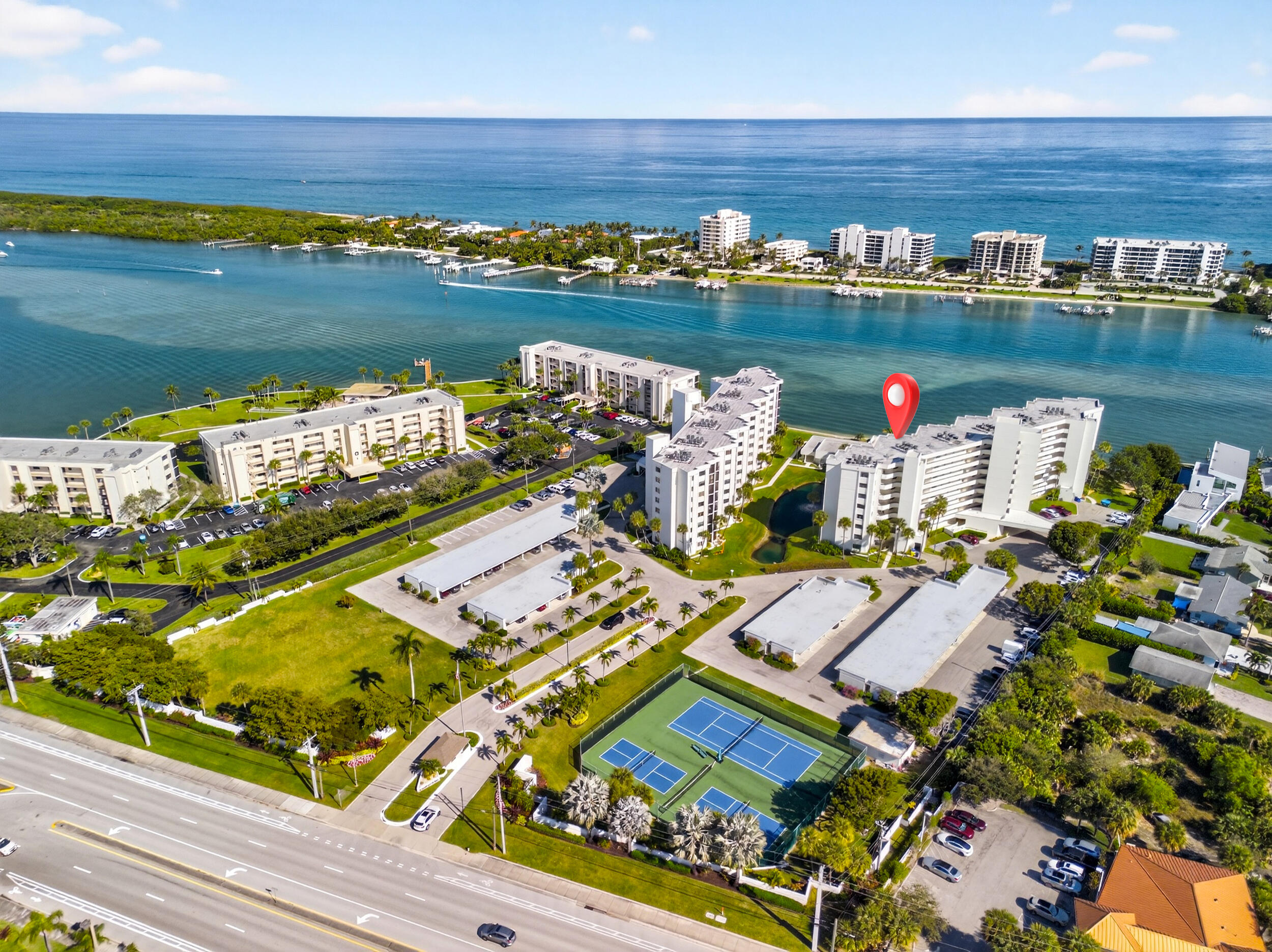 19800 Sandpointe Bay #708 Tequesta, FL 33469