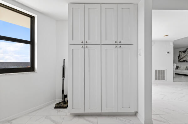 19800 Sandpointe Bay #708 Tequesta, FL 33469