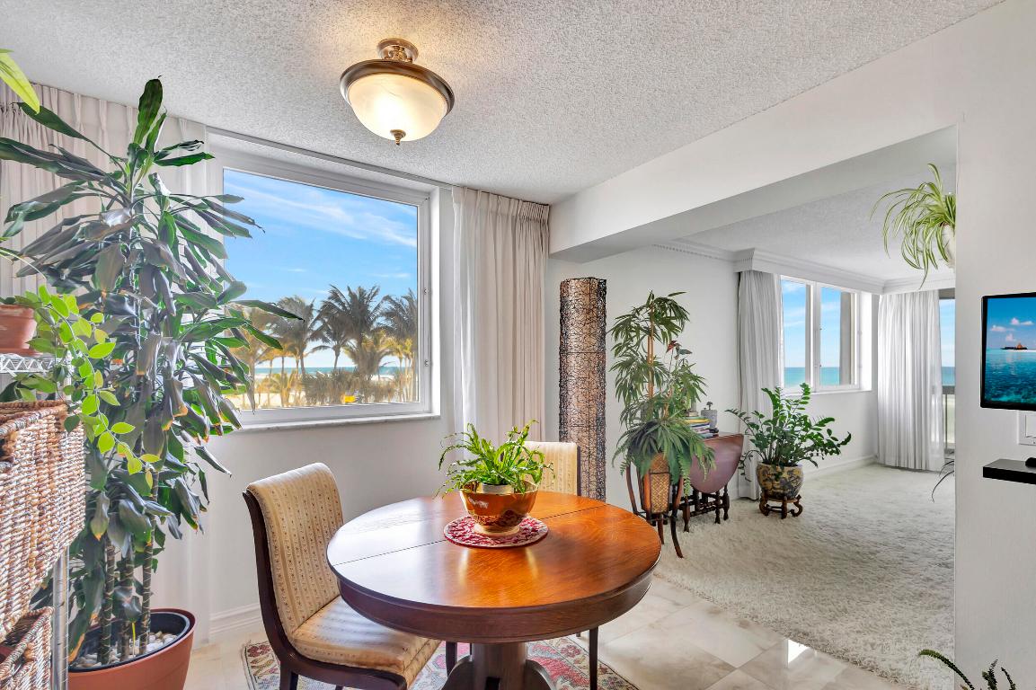5380 N Ocean #3f Riviera Beach, FL 33404