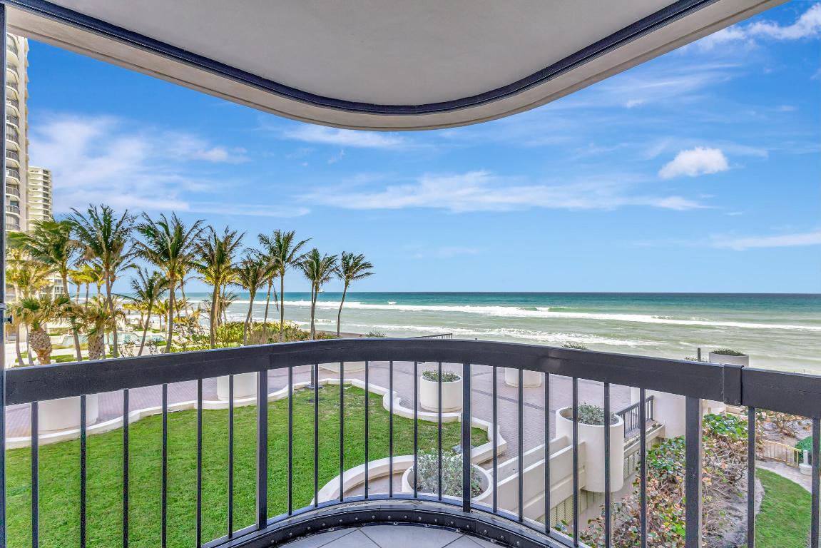 5380 N Ocean #3f Riviera Beach, FL 33404