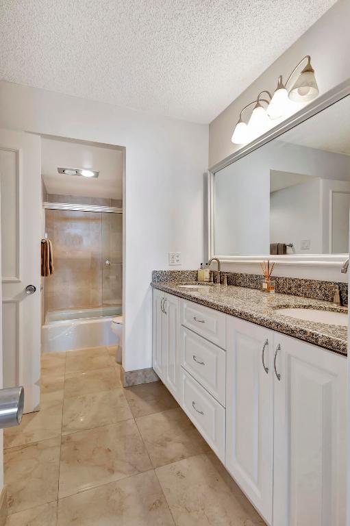 5380 N Ocean #3f Riviera Beach, FL 33404