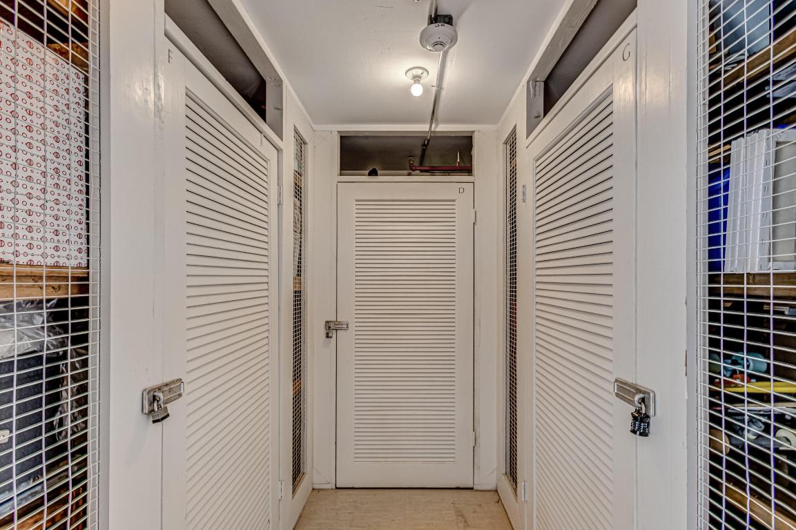 5380 N Ocean #3f Riviera Beach, FL 33404