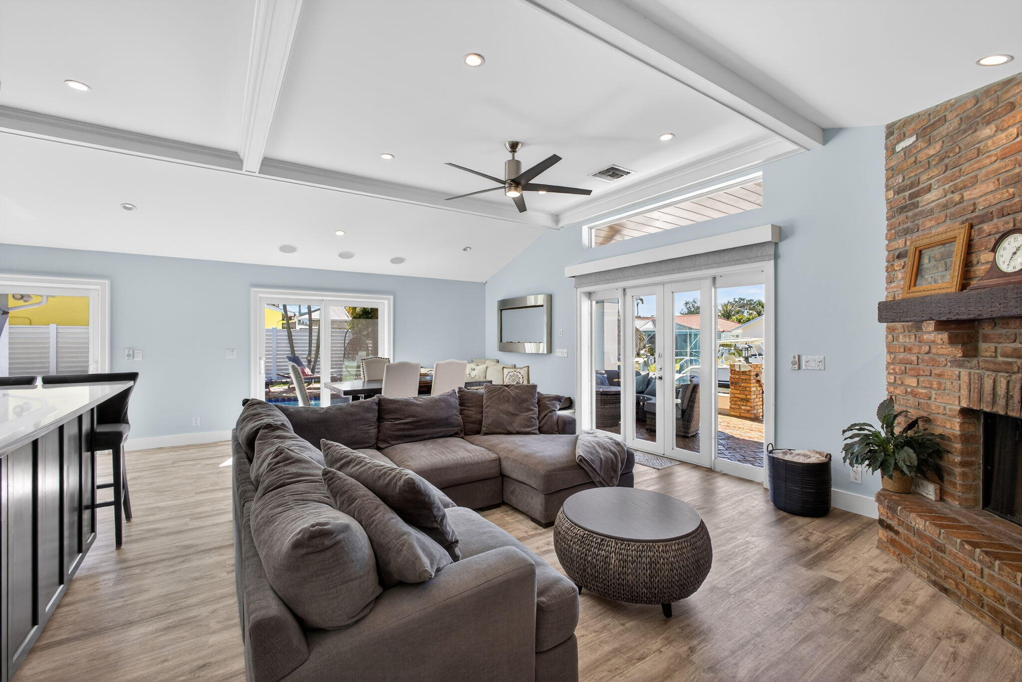 908 Penn Jupiter, FL 33458