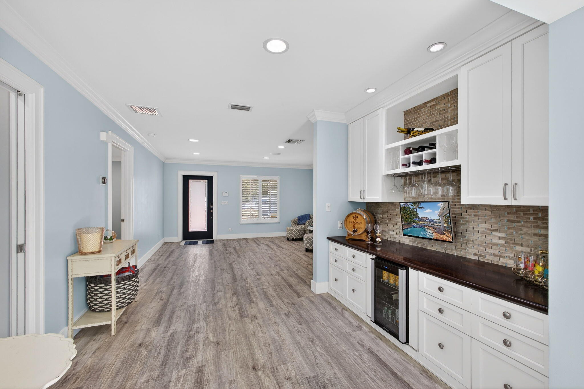 908 Penn Jupiter, FL 33458