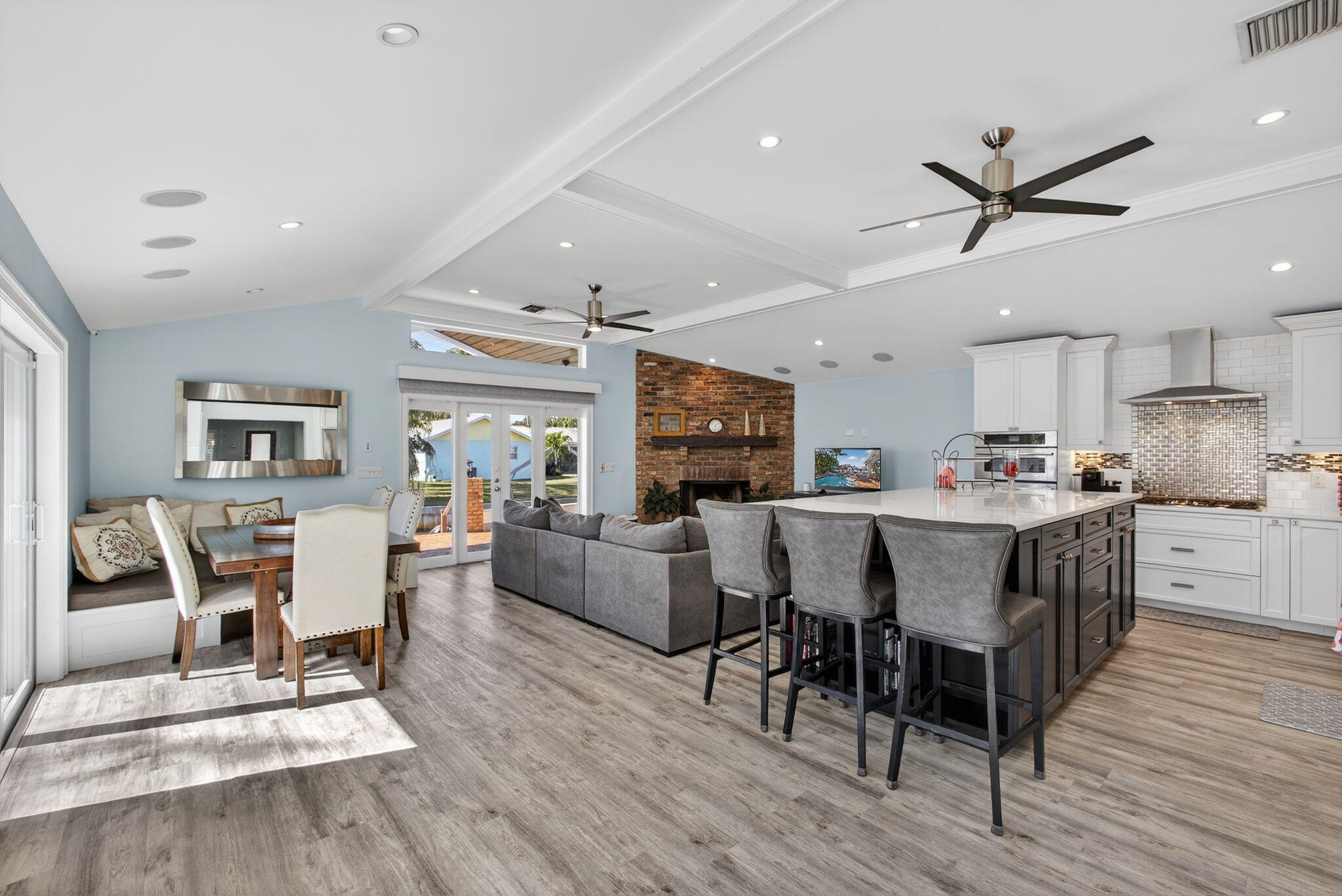 908 Penn Jupiter, FL 33458