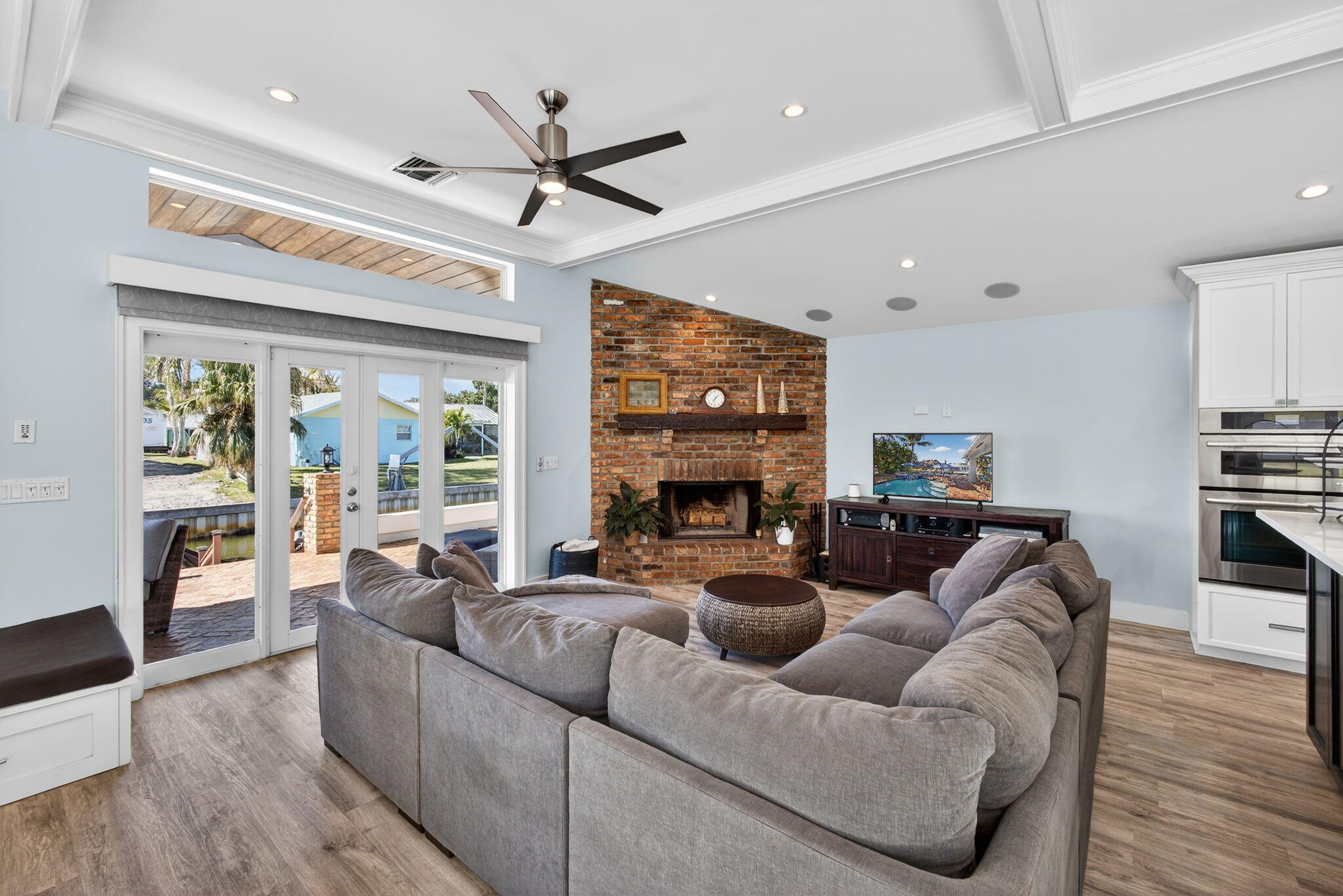 908 Penn Jupiter, FL 33458