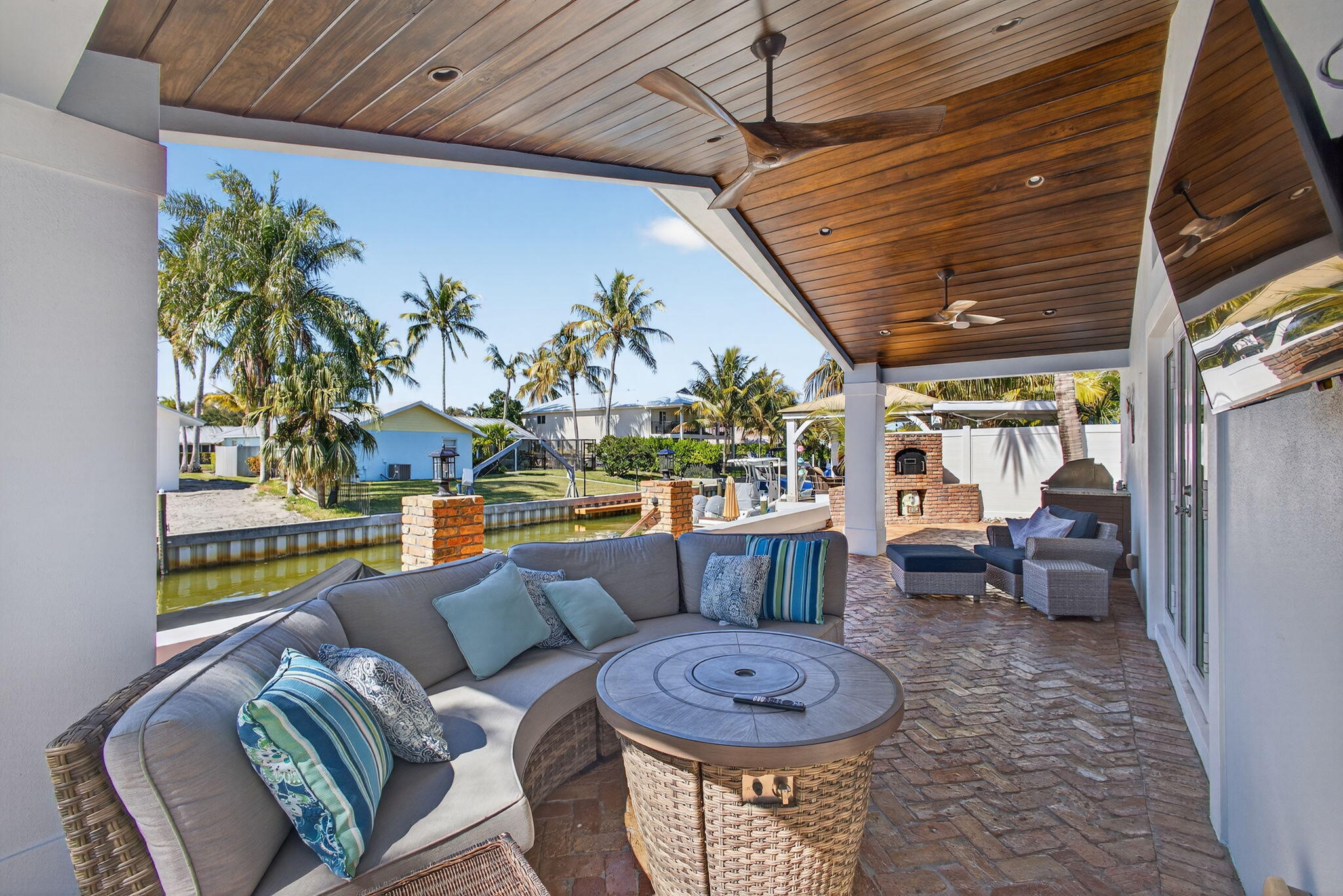 908 Penn Jupiter, FL 33458