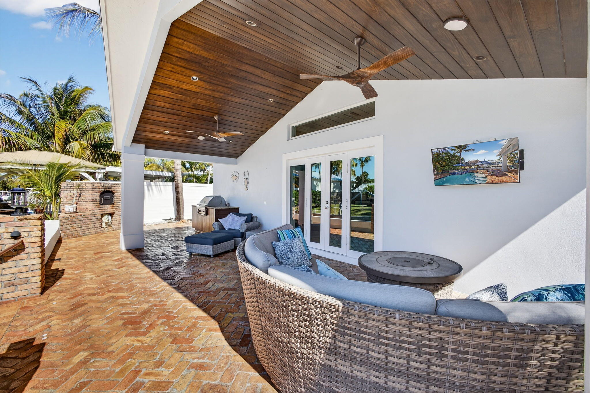 908 Penn Jupiter, FL 33458