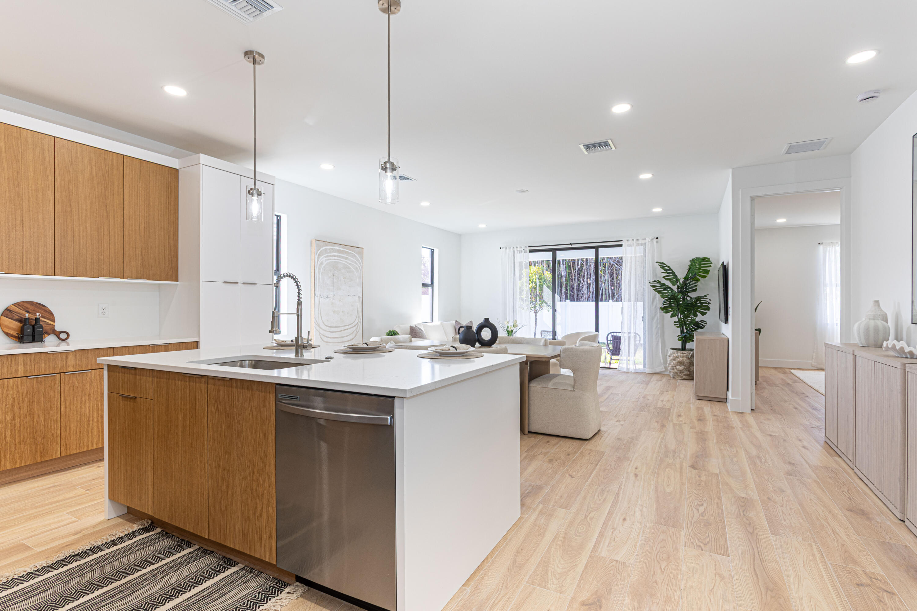 314 4th St Jupiter, FL 33458