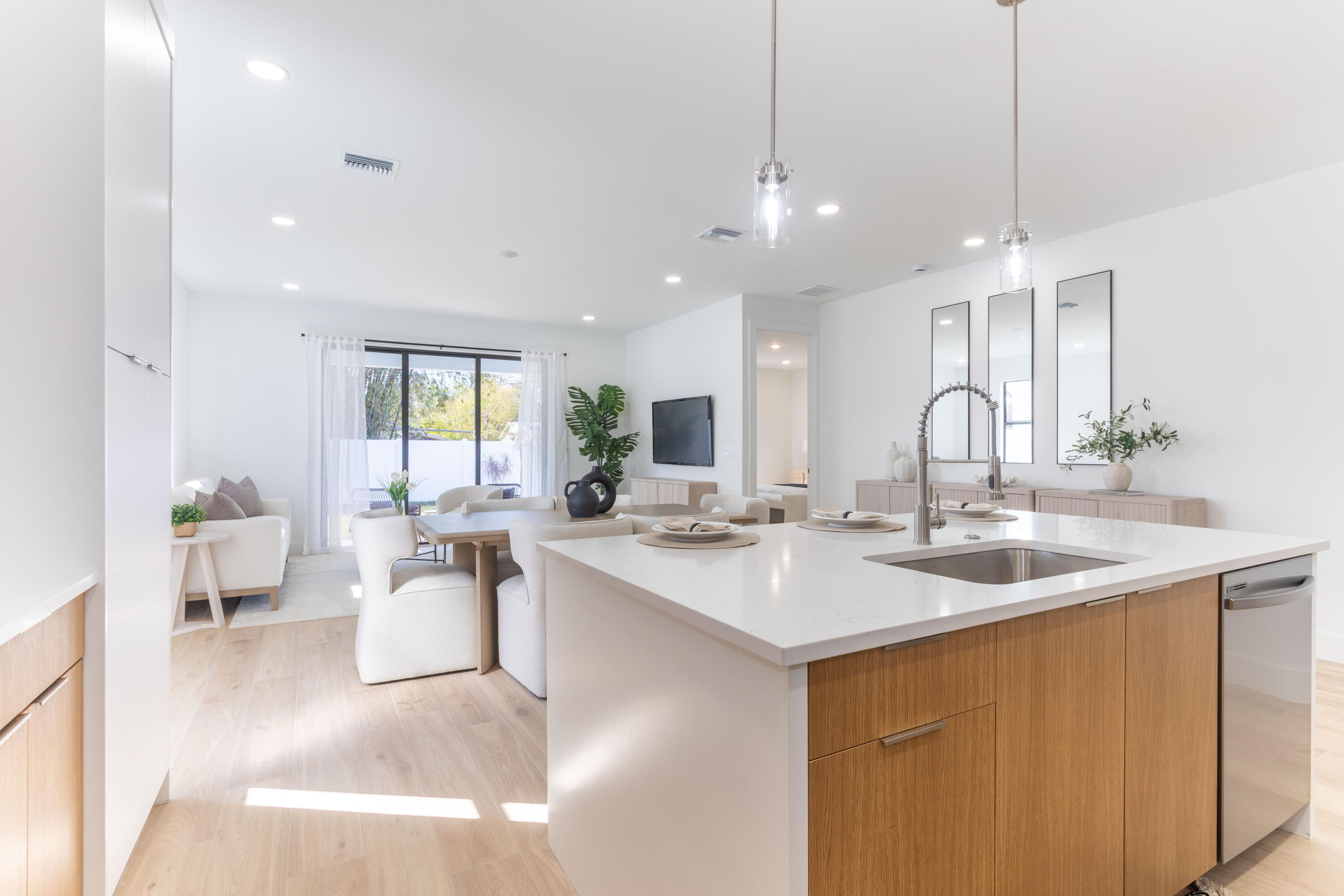 314 4th St Jupiter, FL 33458