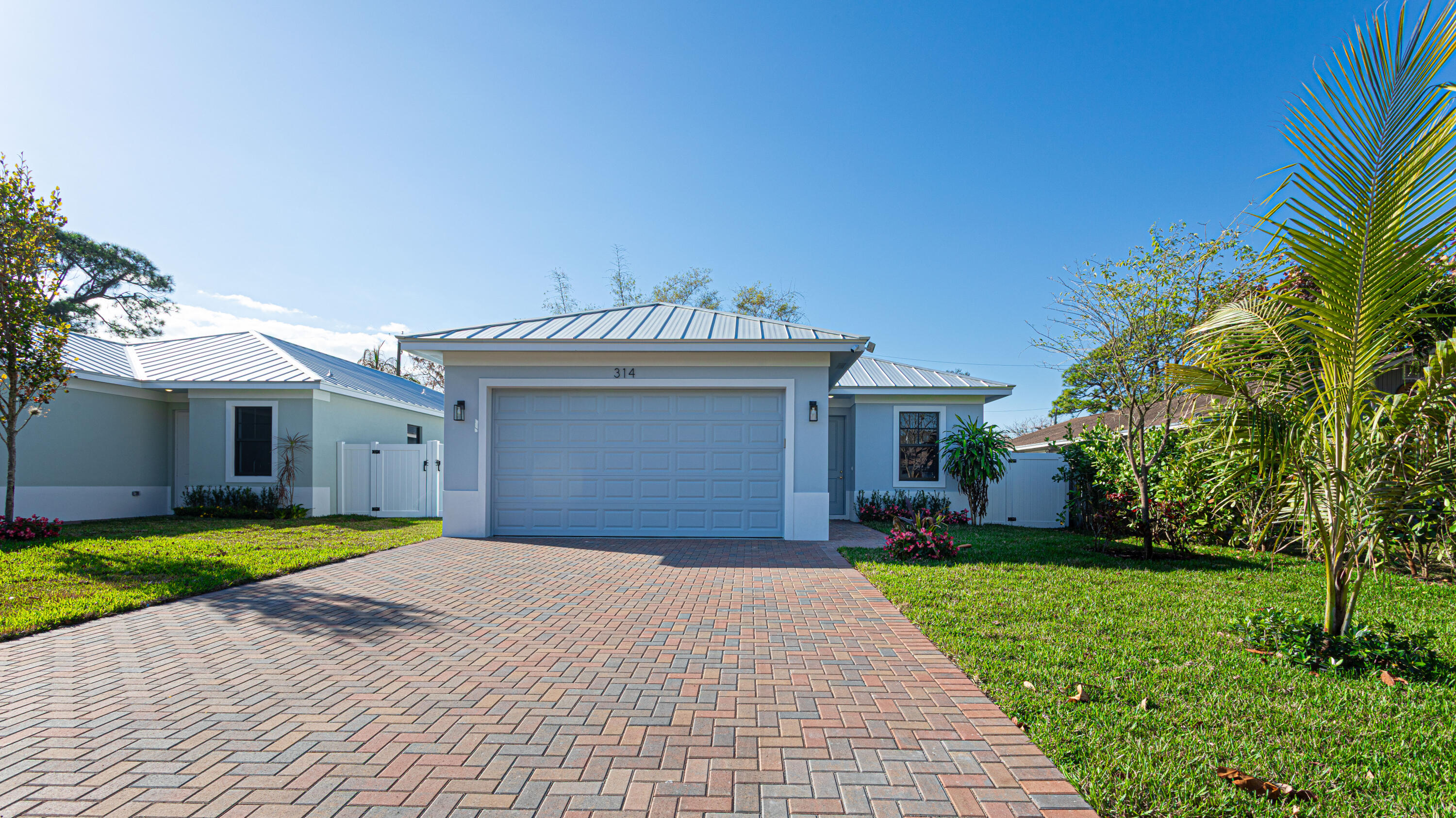 314 4th St Jupiter, FL 33458