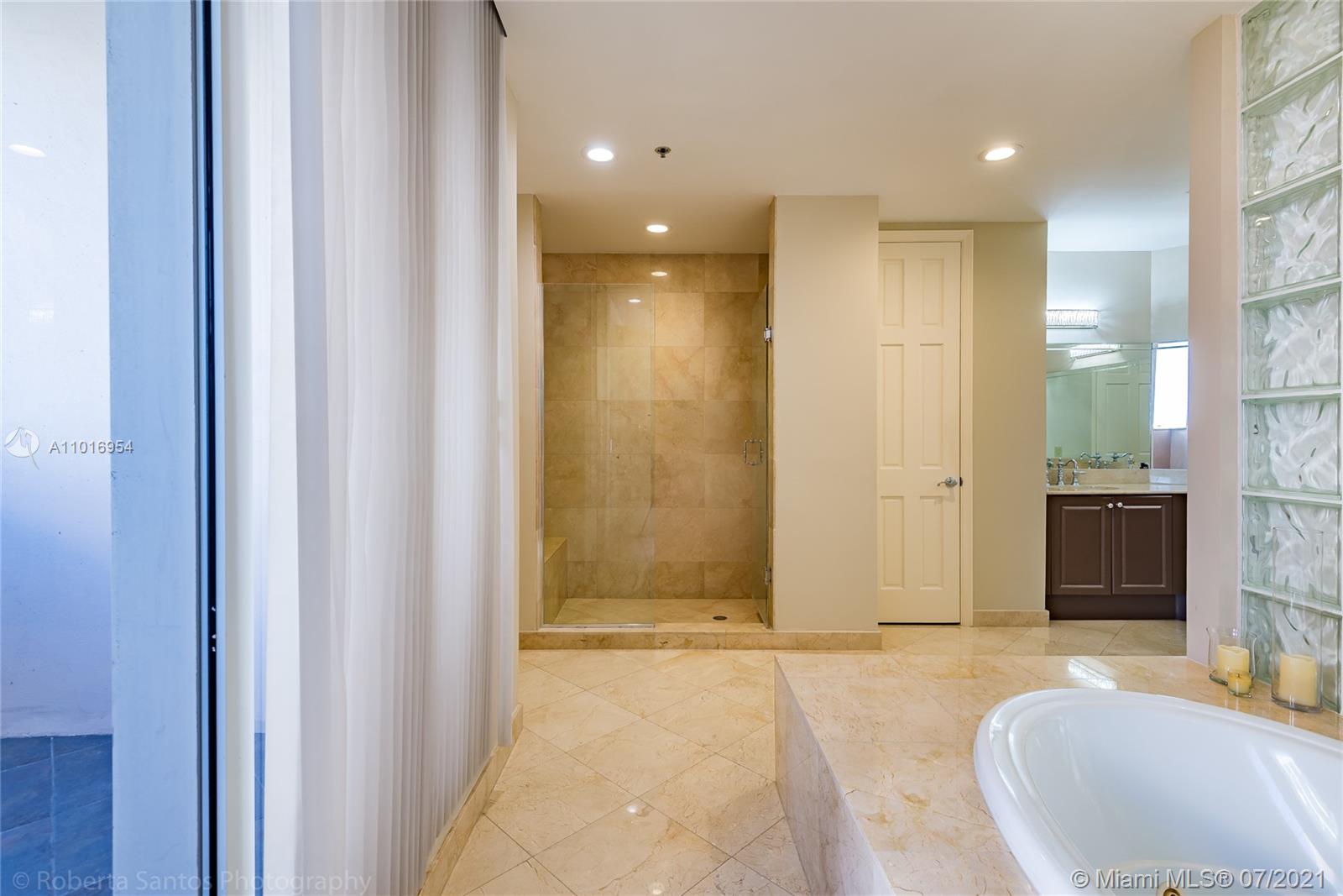 626 Coral Way #PH-1603 Coral Gables, FL 33134