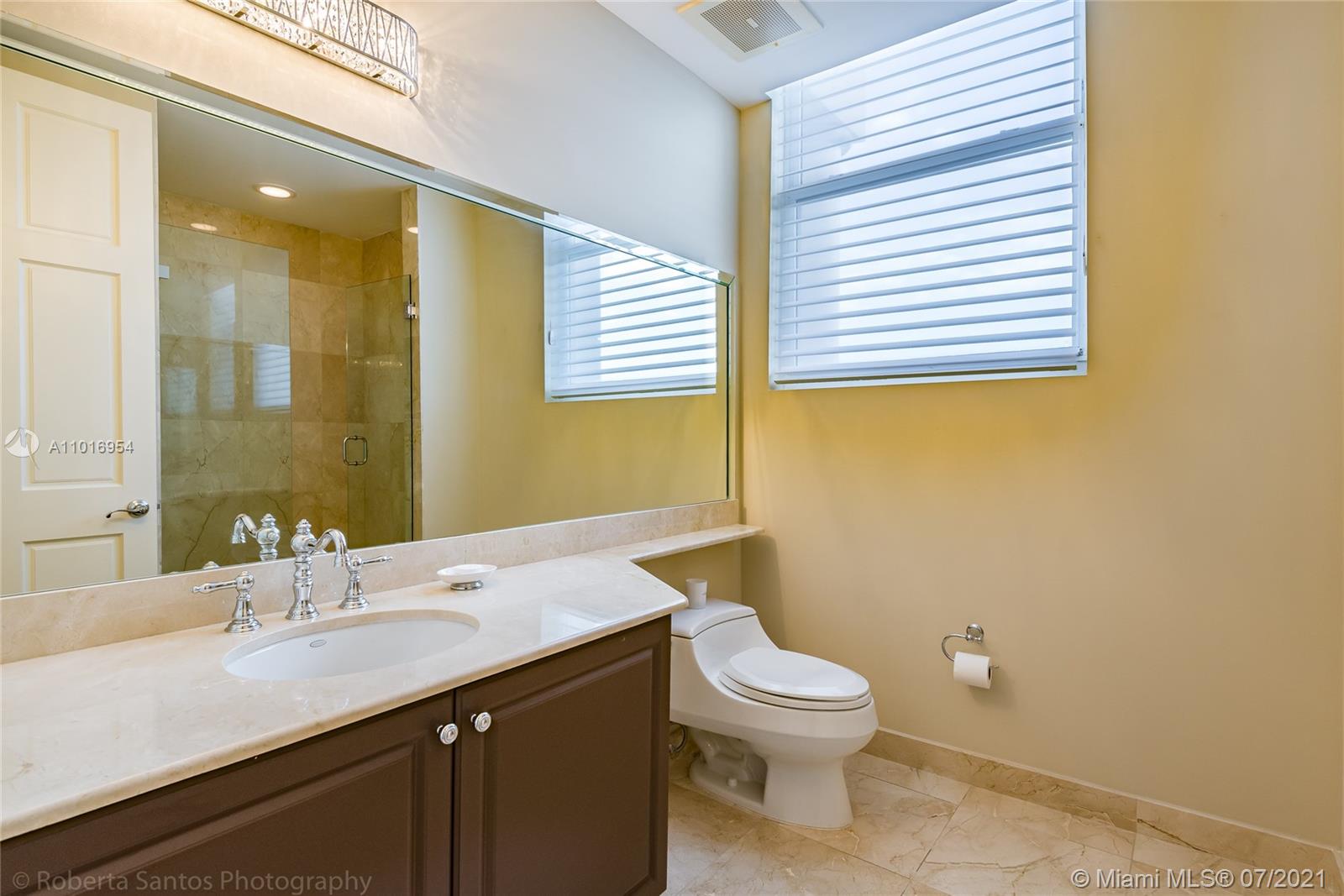 626 Coral Way #PH-1603 Coral Gables, FL 33134