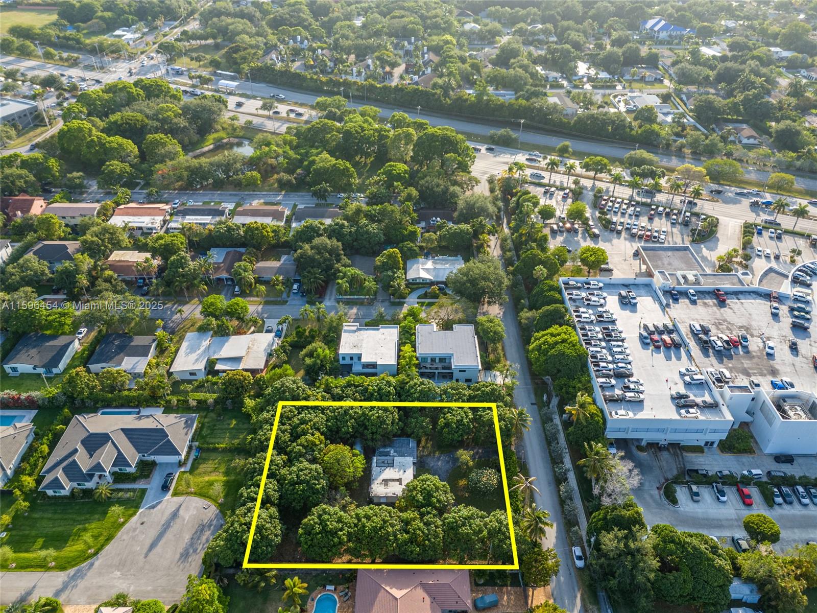 7800 SW 110th St Pinecrest, FL 33156