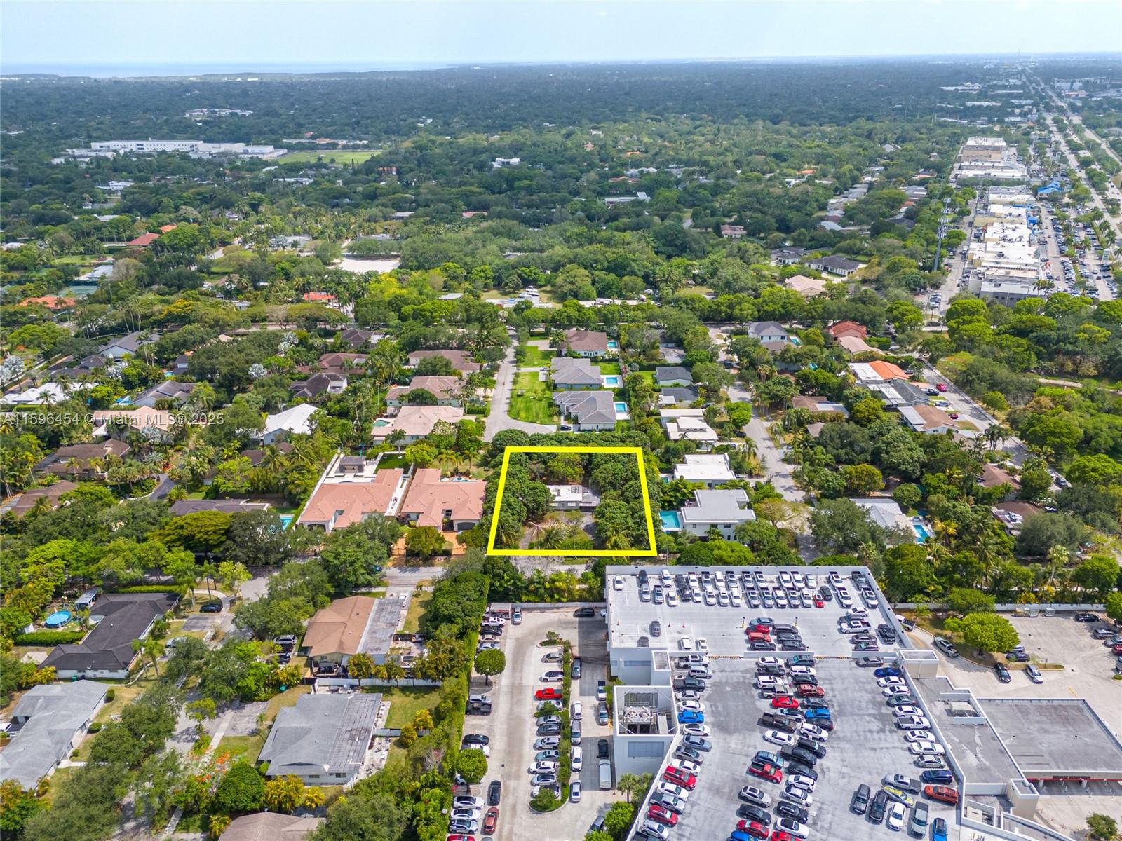 7800 SW 110th St Pinecrest, FL 33156