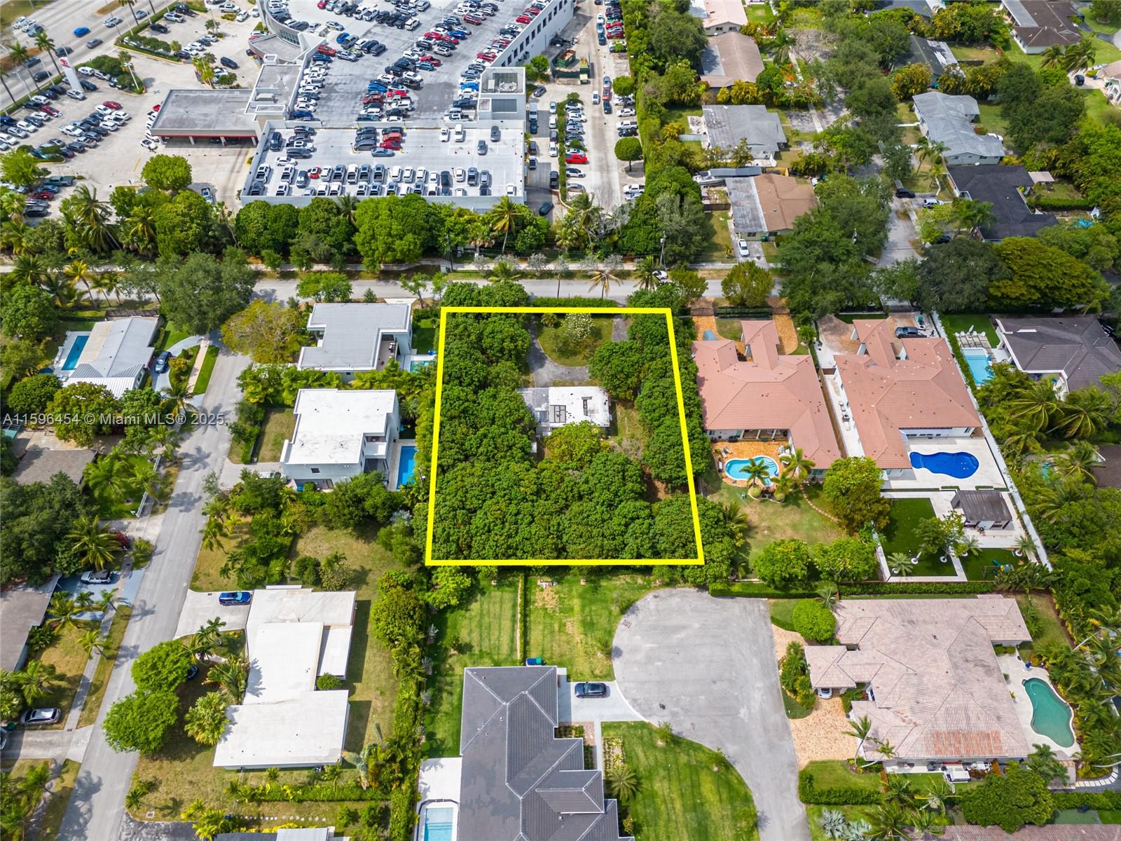 7800 SW 110th St Pinecrest, FL 33156