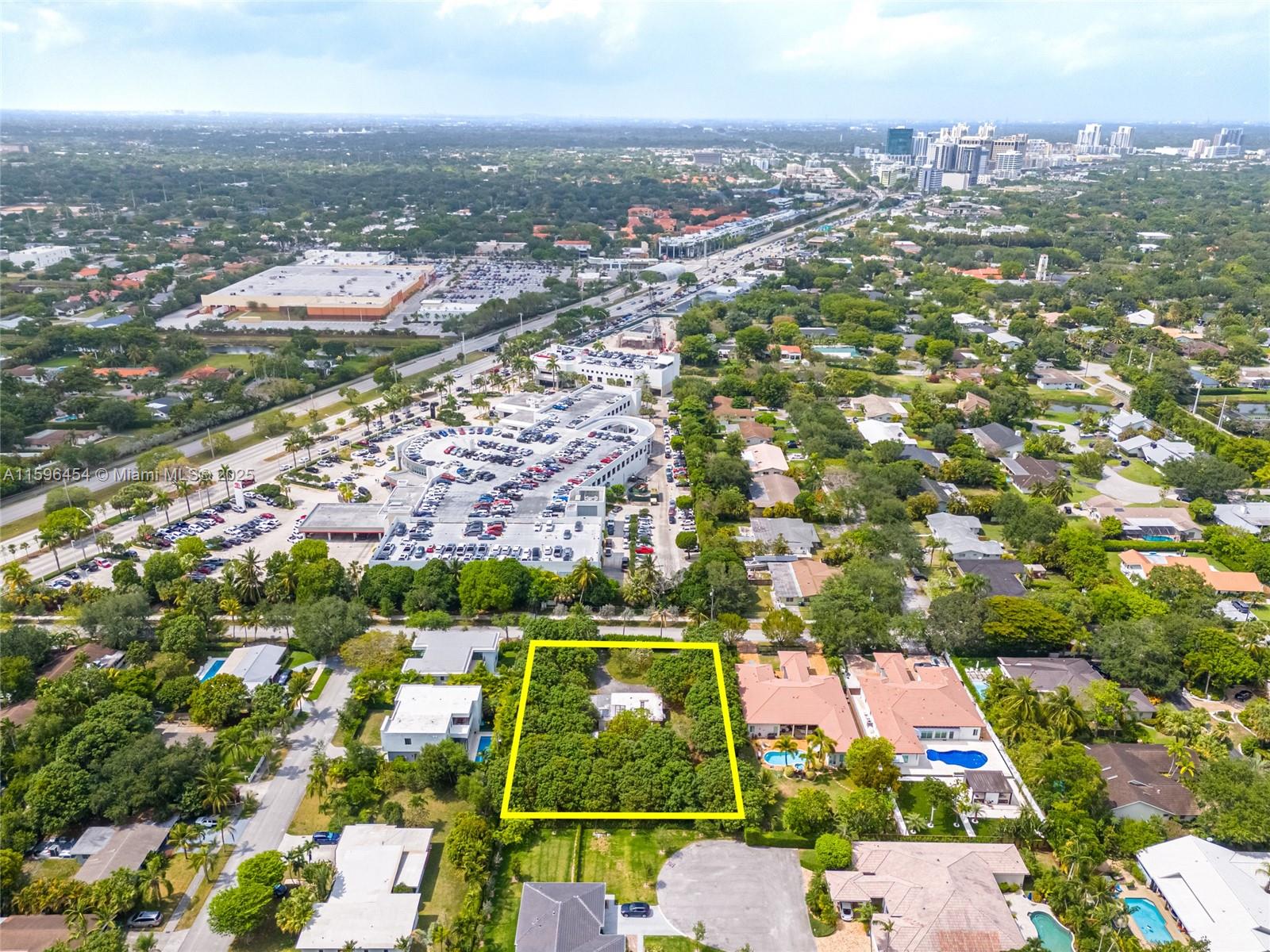 7800 SW 110th St Pinecrest, FL 33156