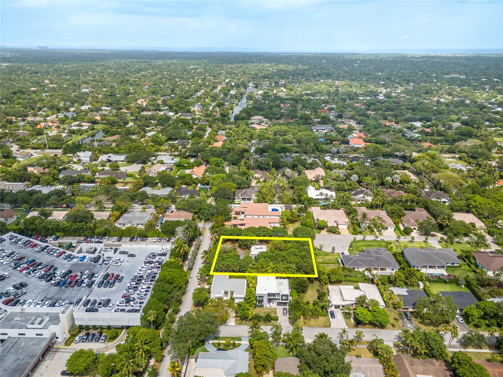 7800 SW 110th St Pinecrest, FL 33156