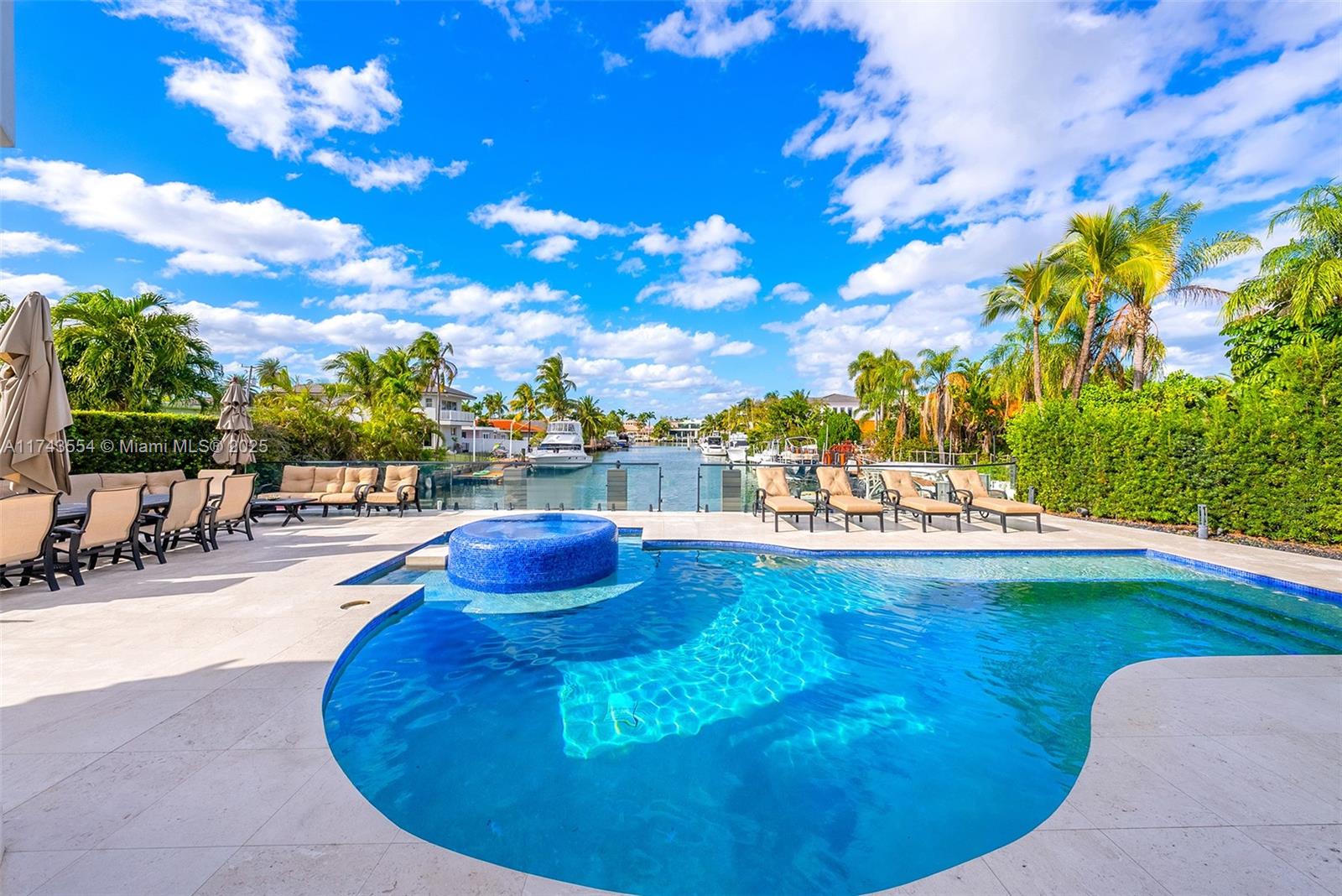 3251 NE 164th St North Miami Beach, FL 33160