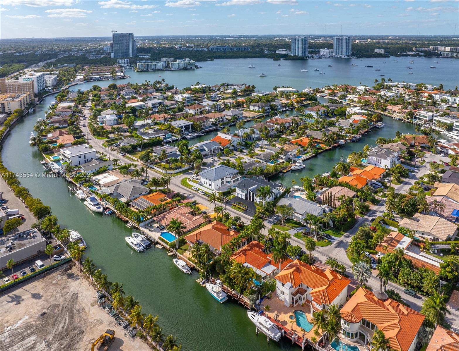 3251 NE 164th St North Miami Beach, FL 33160