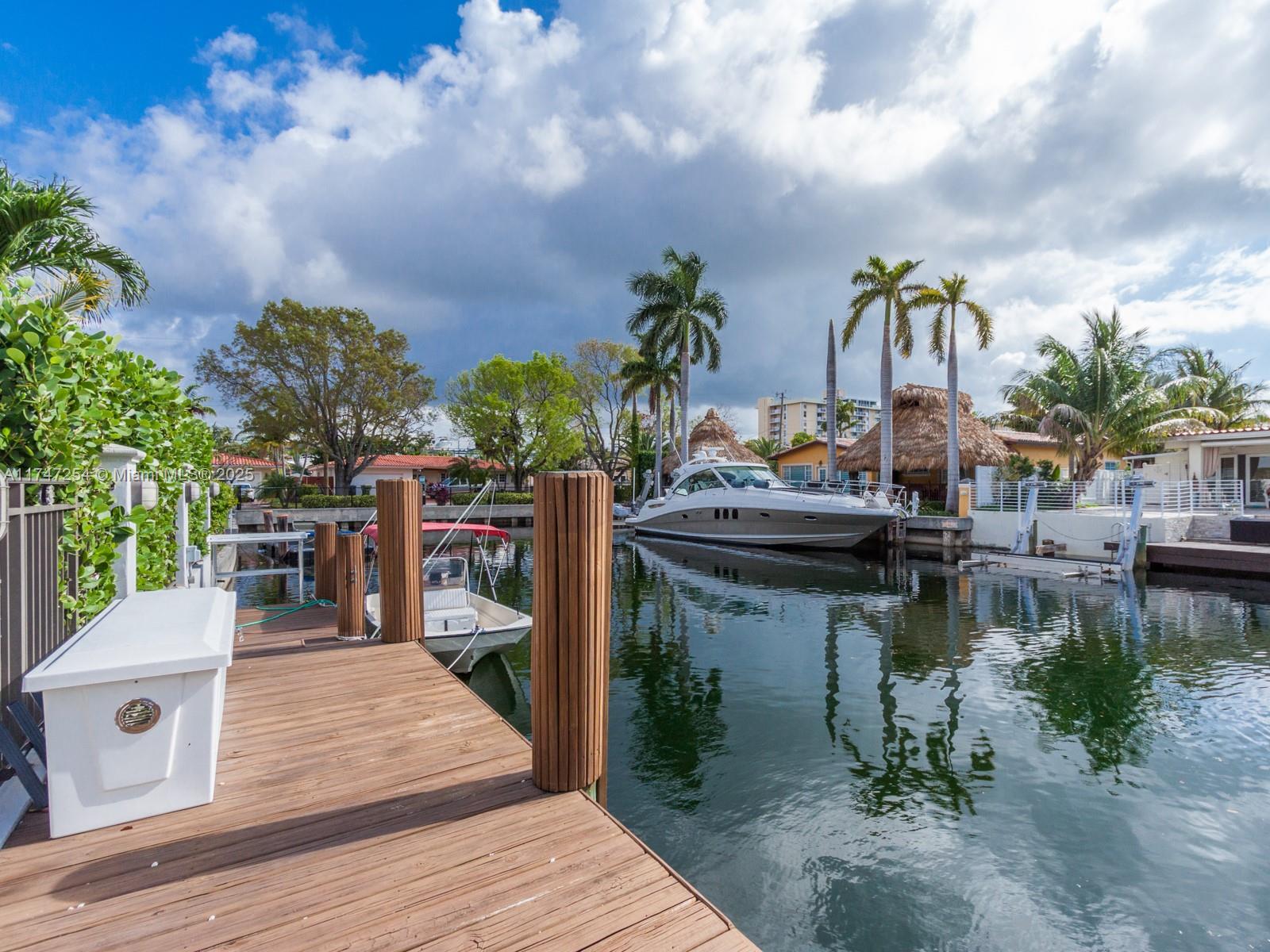 13205 Coronado Dr North Miami, FL 33181