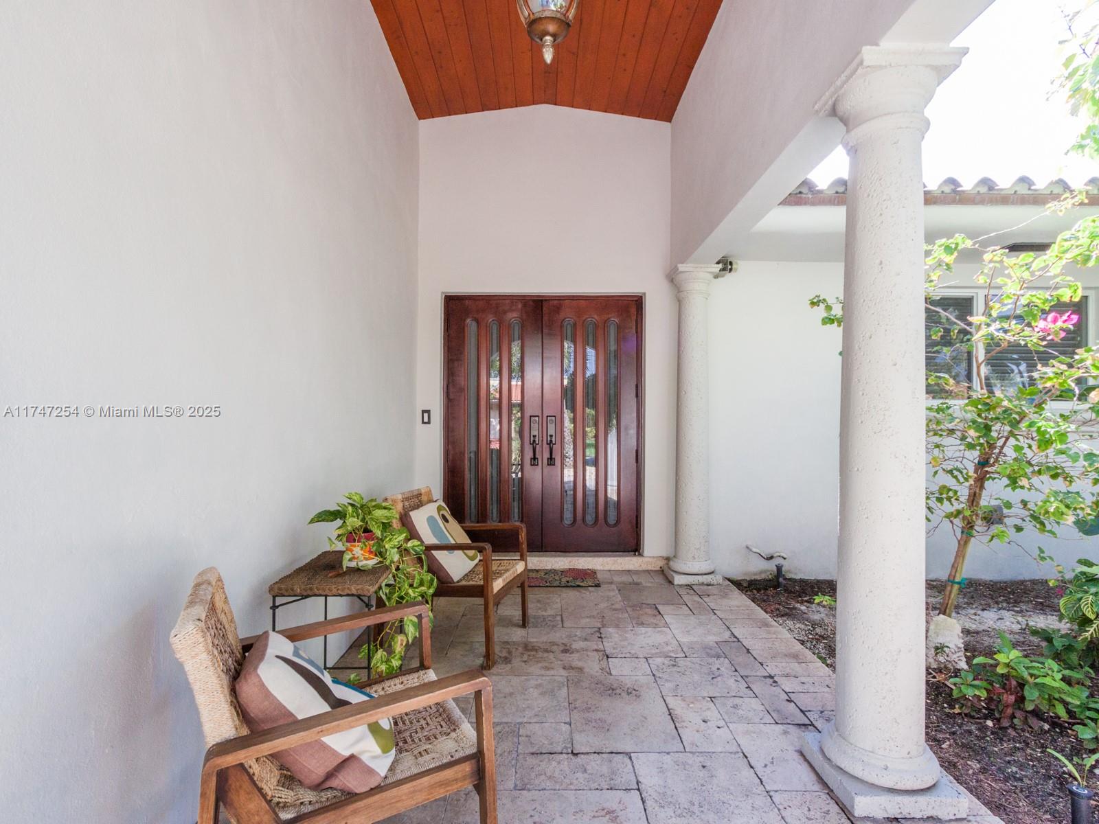 13205 Coronado Dr North Miami, FL 33181