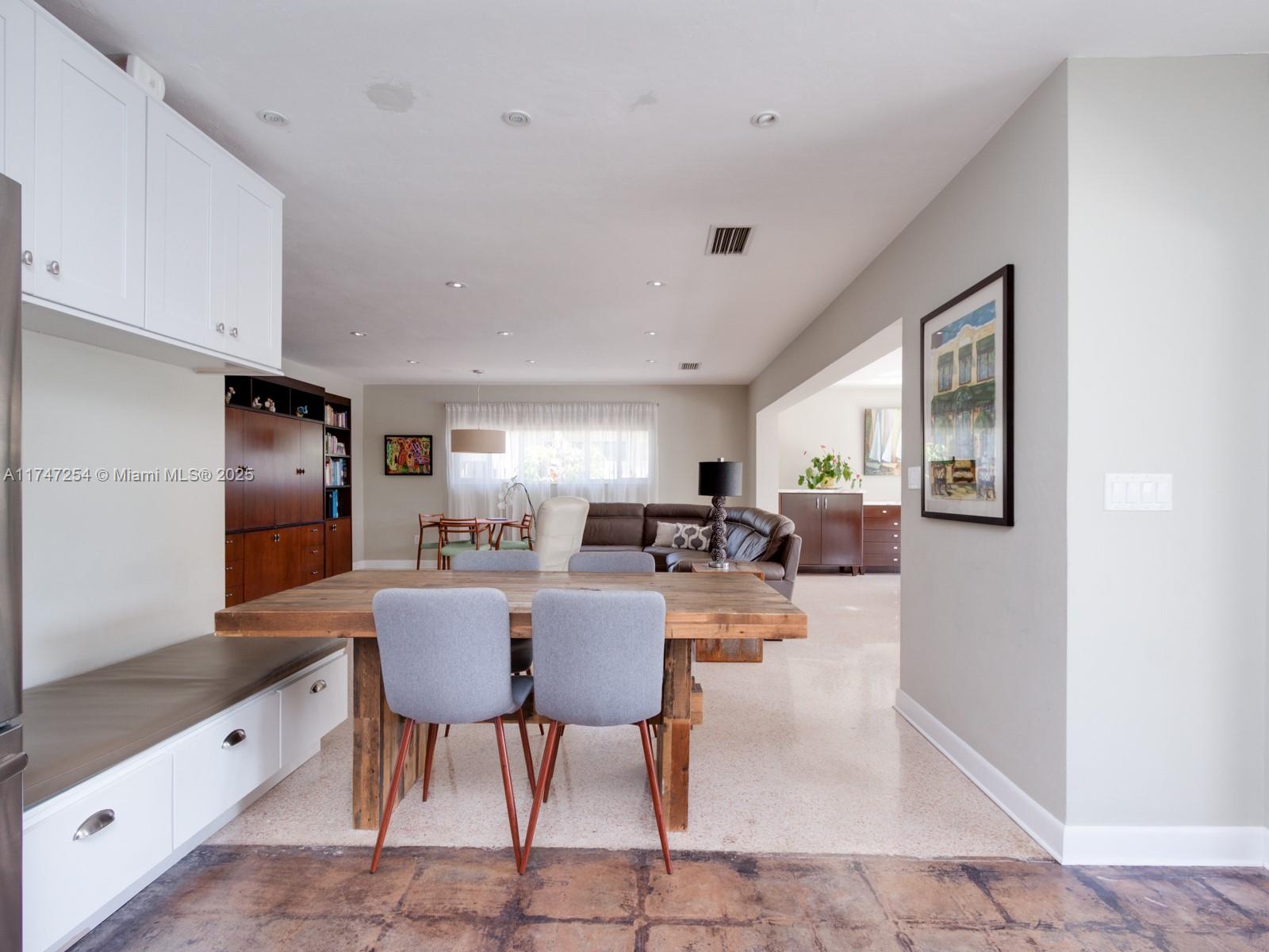 13205 Coronado Dr North Miami, FL 33181