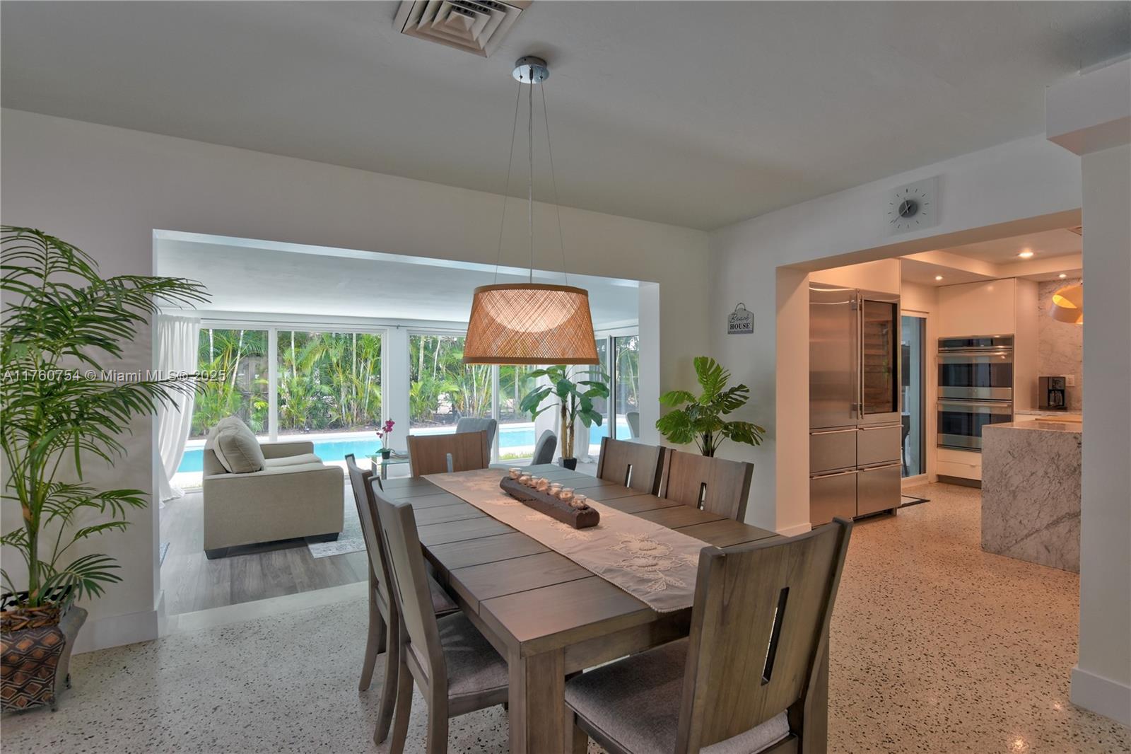 262 Bombay Ave Lauderdale By The Sea, FL 33308