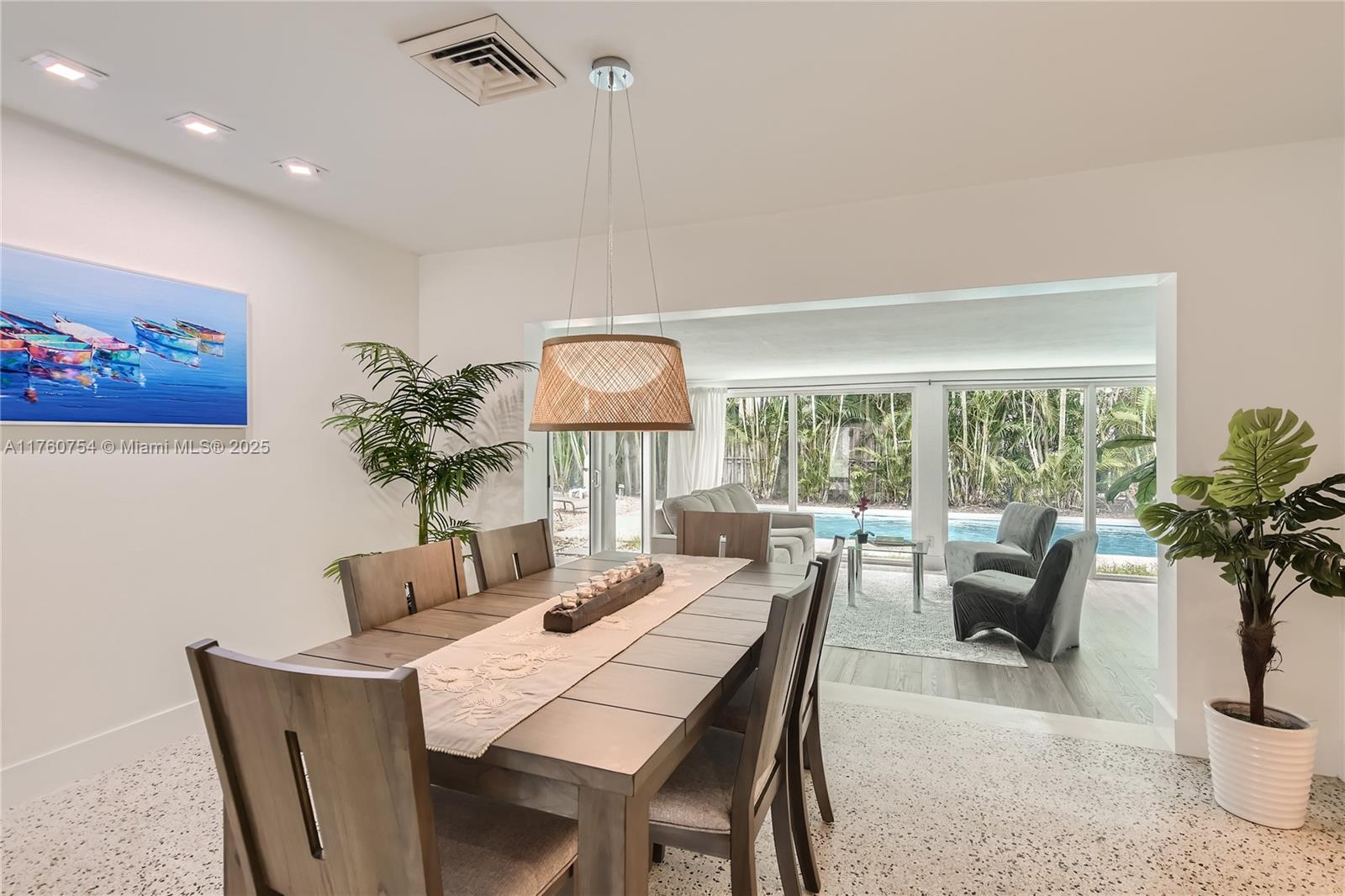 262 Bombay Ave Lauderdale By The Sea, FL 33308