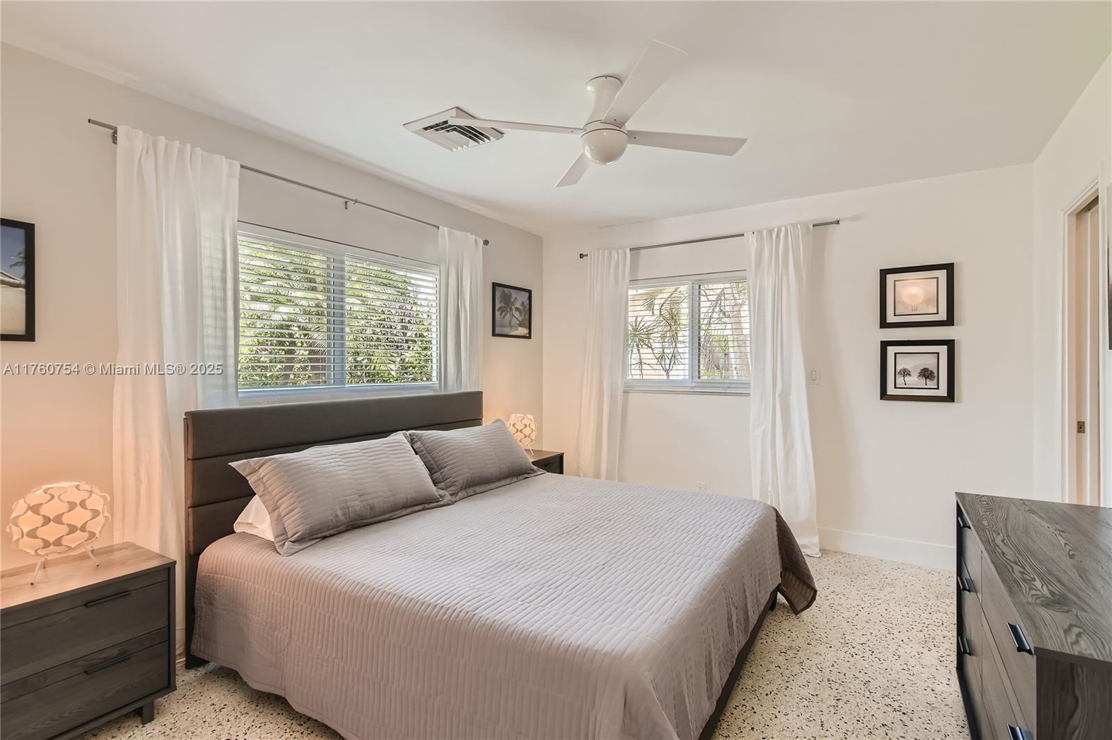 262 Bombay Ave Lauderdale By The Sea, FL 33308