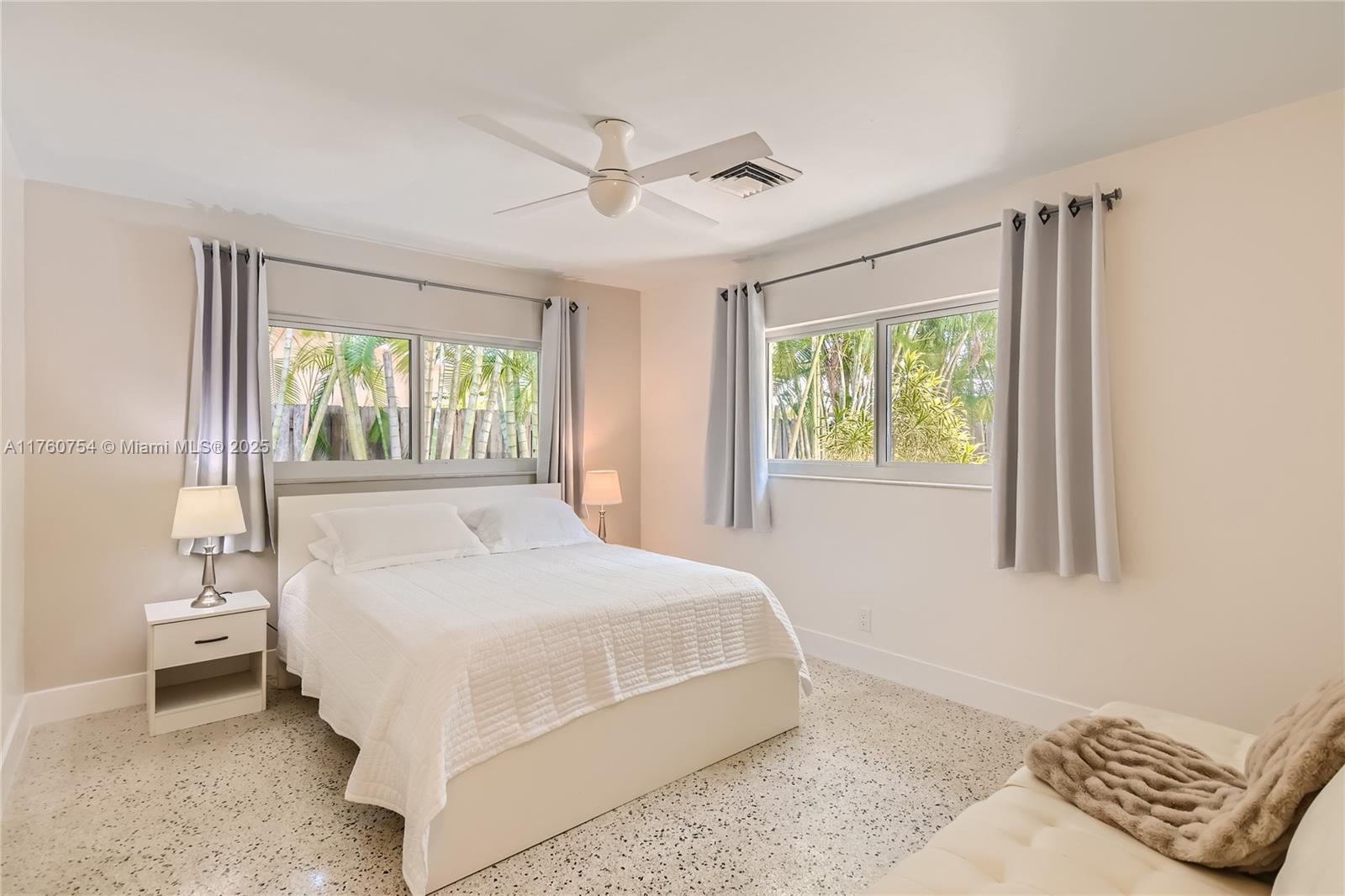 262 Bombay Ave Lauderdale By The Sea, FL 33308