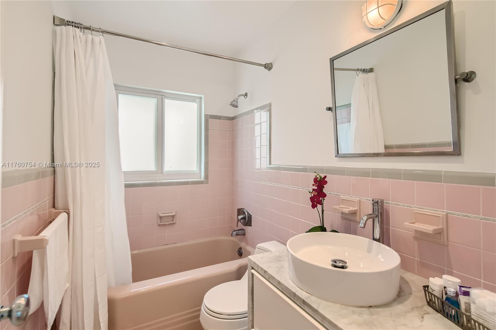 262 Bombay Ave Lauderdale By The Sea, FL 33308