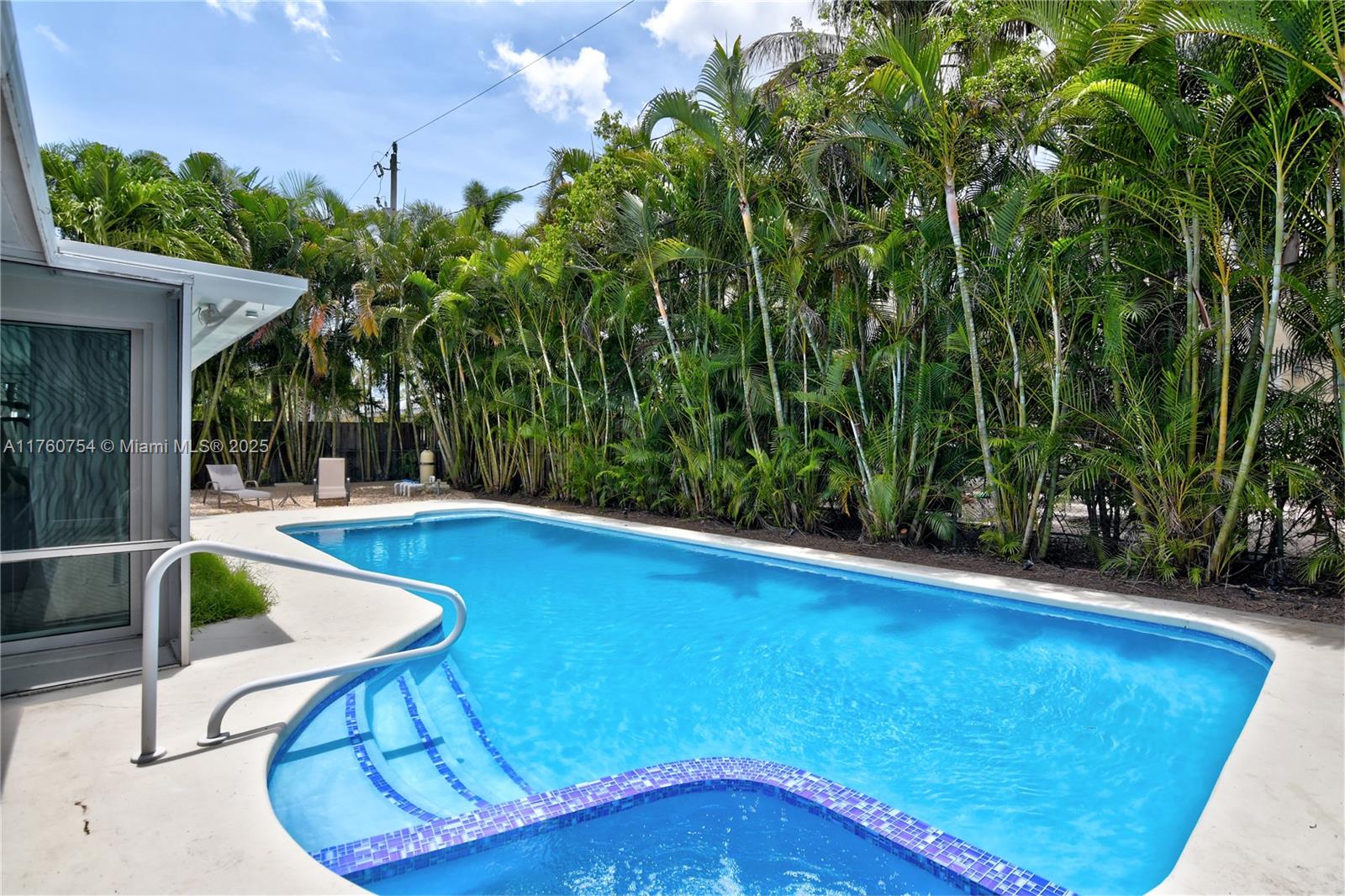 262 Bombay Ave Lauderdale By The Sea, FL 33308