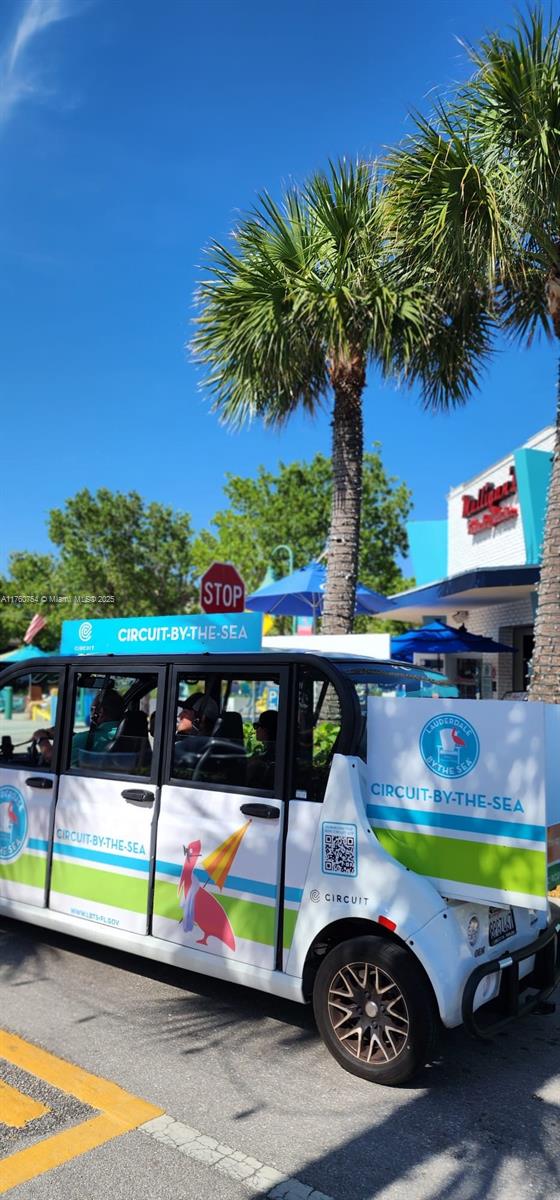 262 Bombay Ave Lauderdale By The Sea, FL 33308