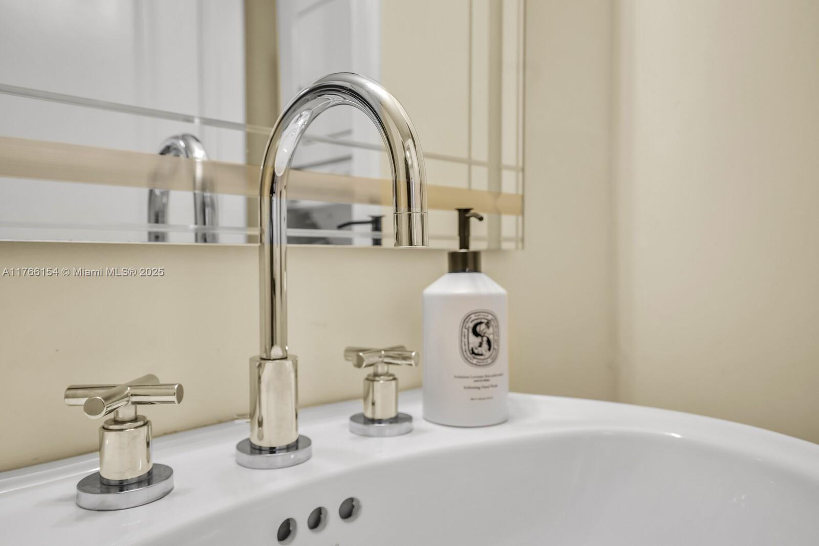 1435 Brickell Ave #3607 Miami, FL 33131