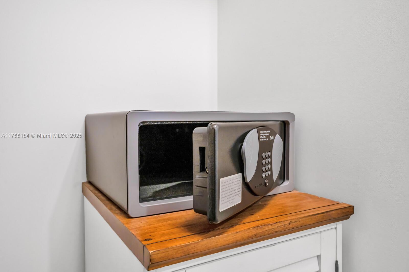 1435 Brickell Ave #3607 Miami, FL 33131