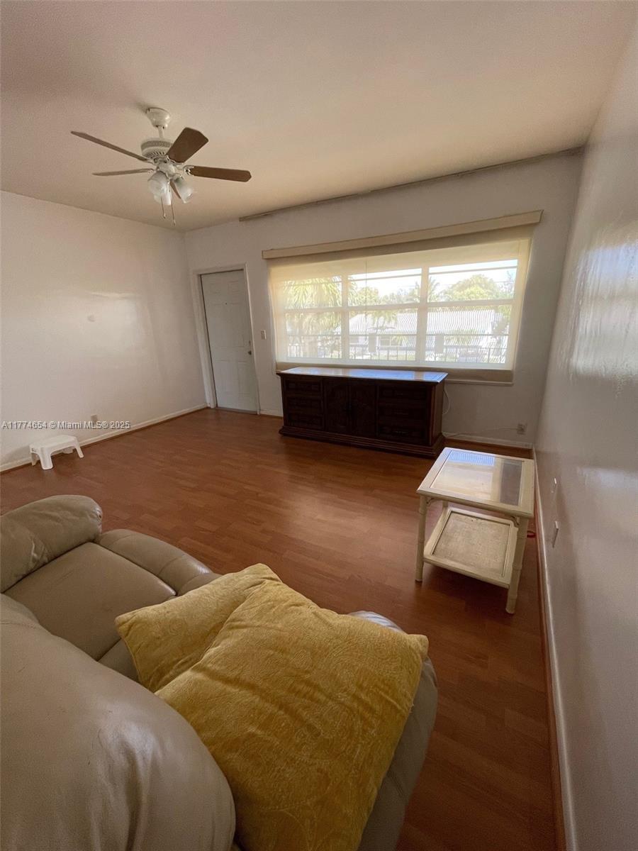 230 SW 11th Ave #15